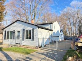 1271 S CASS LAKE Road