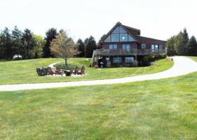 4440 LAKESHORE RD
