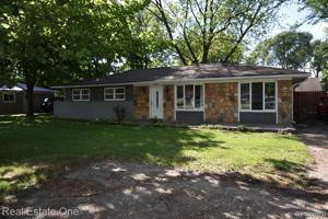 6540 WILLIAMS LAKE Road