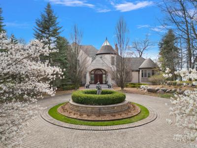 1747 HERON RIDGE Drive