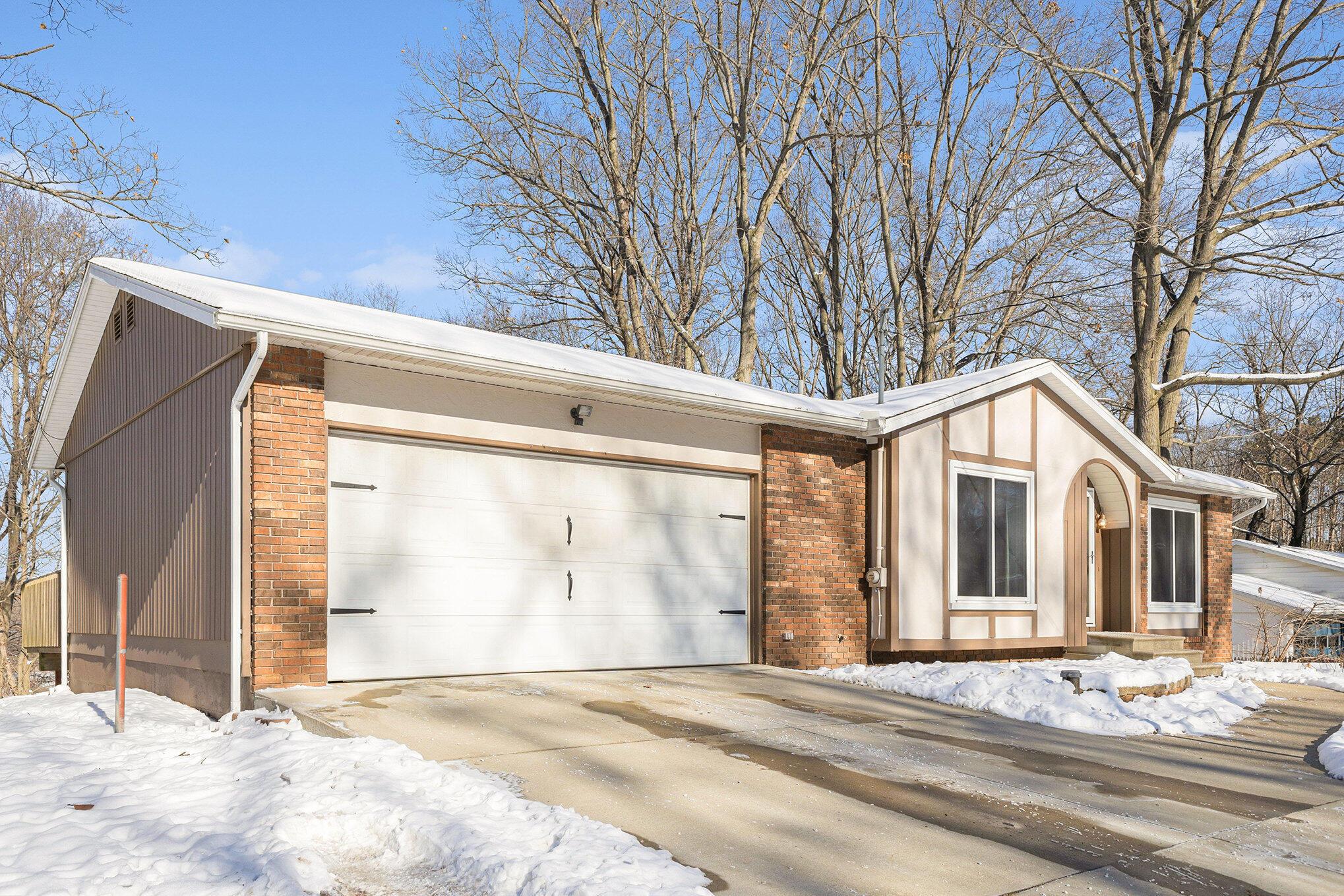 Image 3: 001_img_7274_250