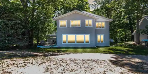 2587 Gill Rd.