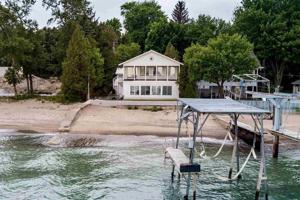 7758 Rest Haven Court