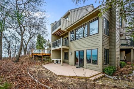 1501 W Water Street Unit 44