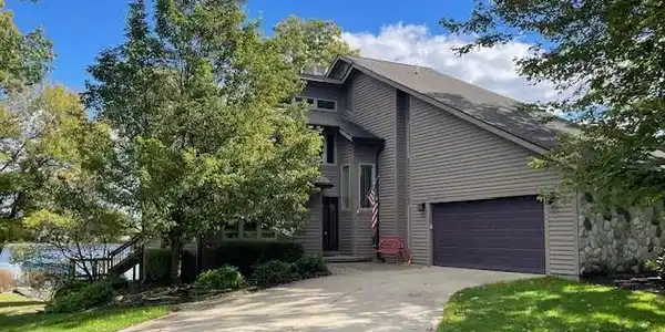 239 Pine Tree Road