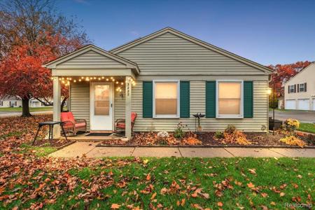 3222 Birchcreek Court