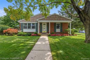 19832 CRYSTAL LAKE Drive