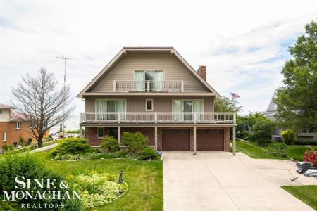 12160 Lakeshore