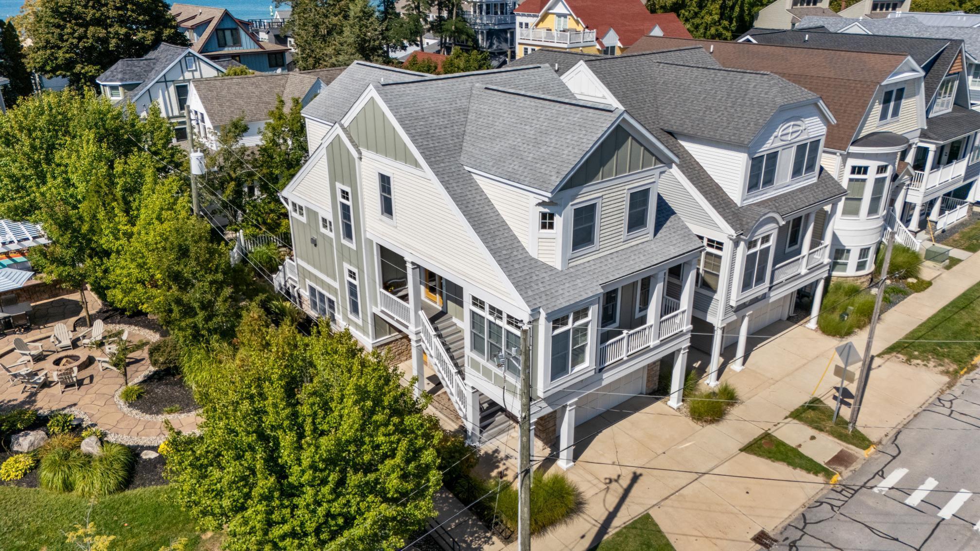 Image 4: 57 N Shore exterior
