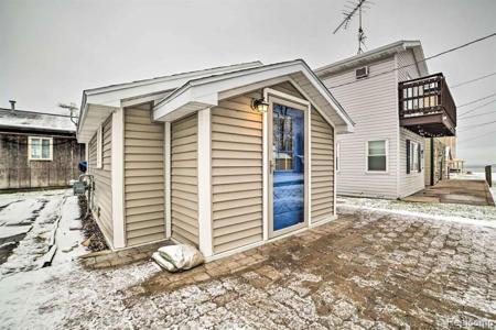 6482 W HOUGHTON LAKE Drive