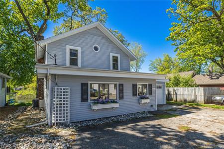 6863 Brightwood Court