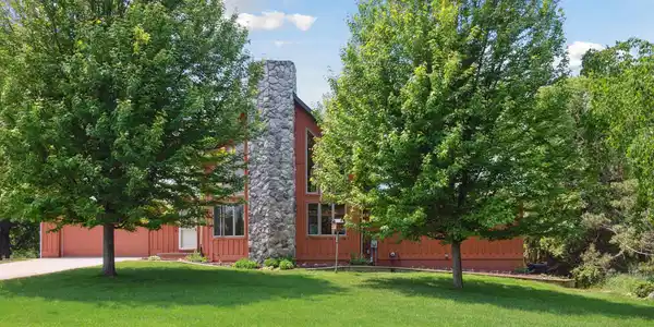 4333 Running Deer Trail