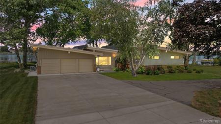 22442 W River Road