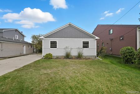 37752 Huron Pointe Drive