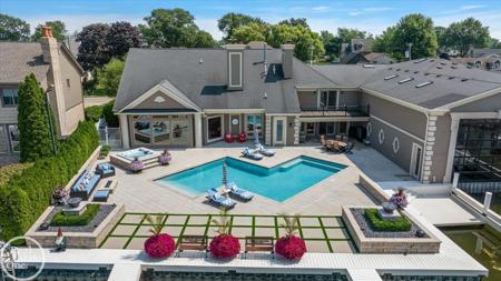 38371 Huron Pointe Drive