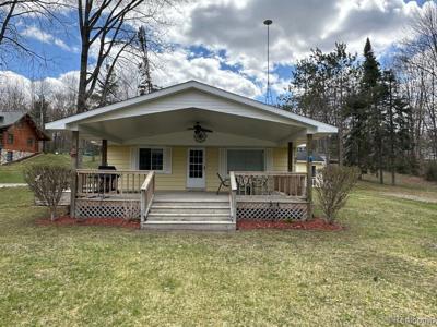 929 KAYPAT Drive