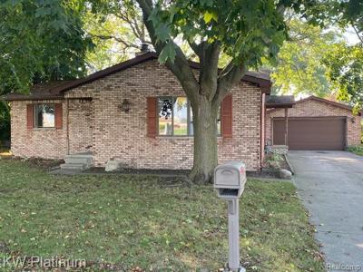 558 Myrtlewood Street