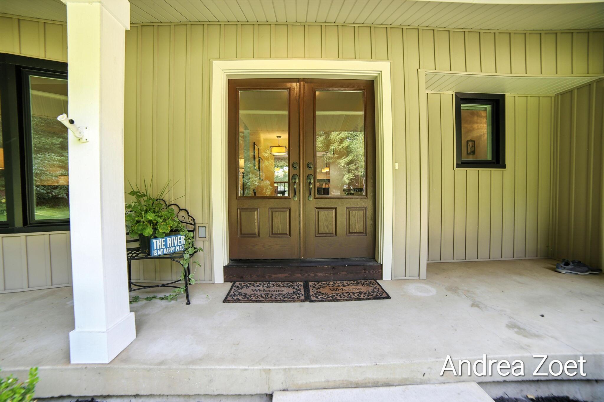 Image 3: 5-web-or-mls-IMG_8946 Falon McCormick