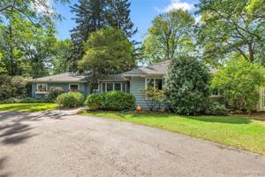 12894 LAKE POINT PASS