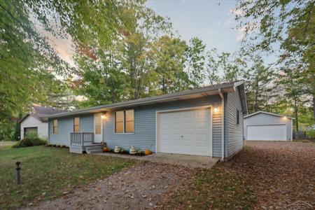 769 W Maplecrest Drive