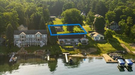 10862 Torchlight Lane