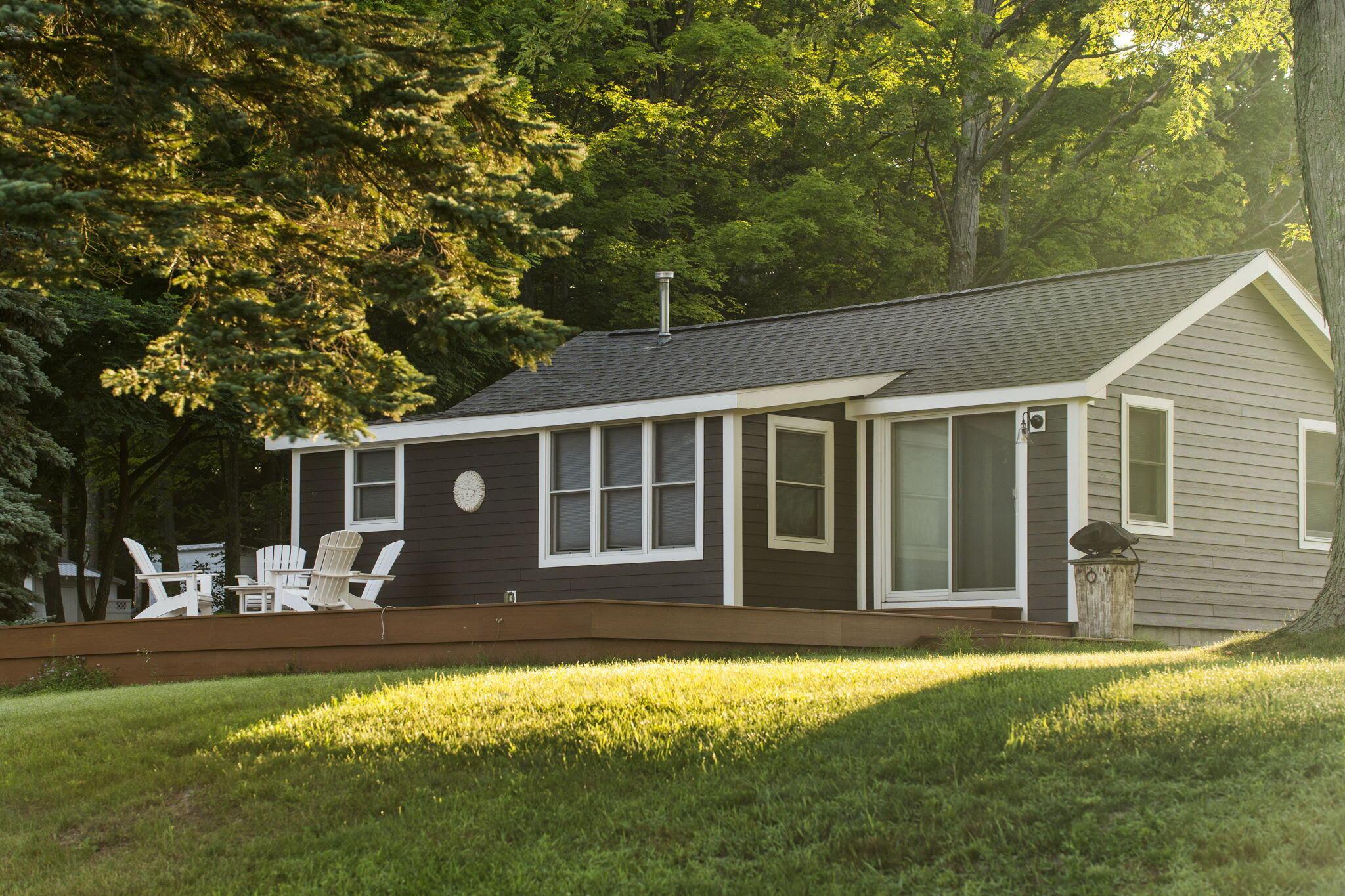 Image 2: 169-web-or-mls-JEL04233