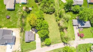 550 S Pinegrove Ave. LOT #1