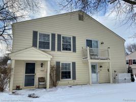 2863 GLENWOOD Court