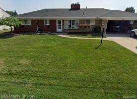 37926 E POINTE ROSA Street