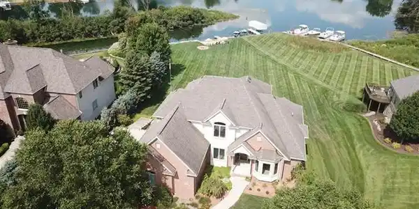 4240 Northshore Drive