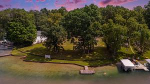 140 E Gull Lake Drive