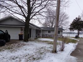 190 HAWTHORNE Drive