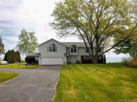 4604 LAKESHORE