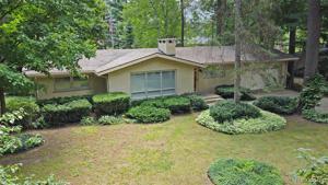 5842 HUMMINGBIRD Lane