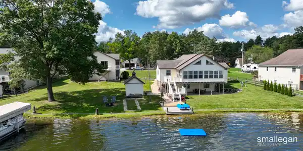 8884 Suwanee Trail