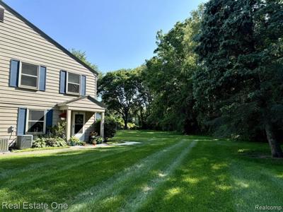 3143 SUNNYSIDE Court