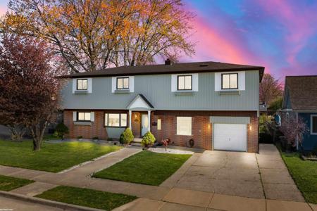 22445 Maple Drive
