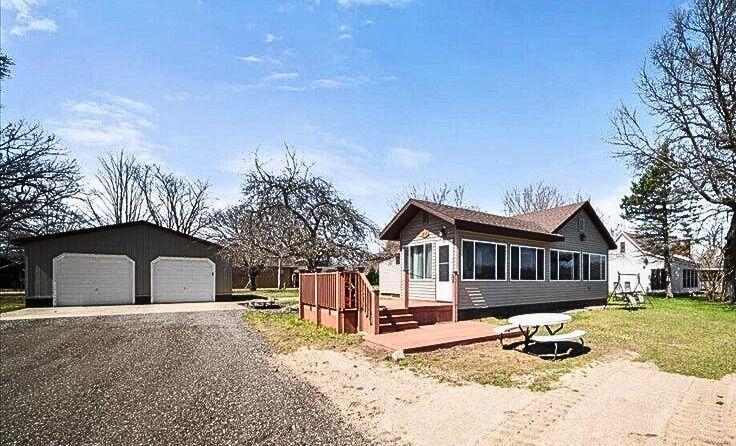 Image 1: 213 N Stewart Front