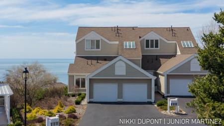 728 Spyglass Hill