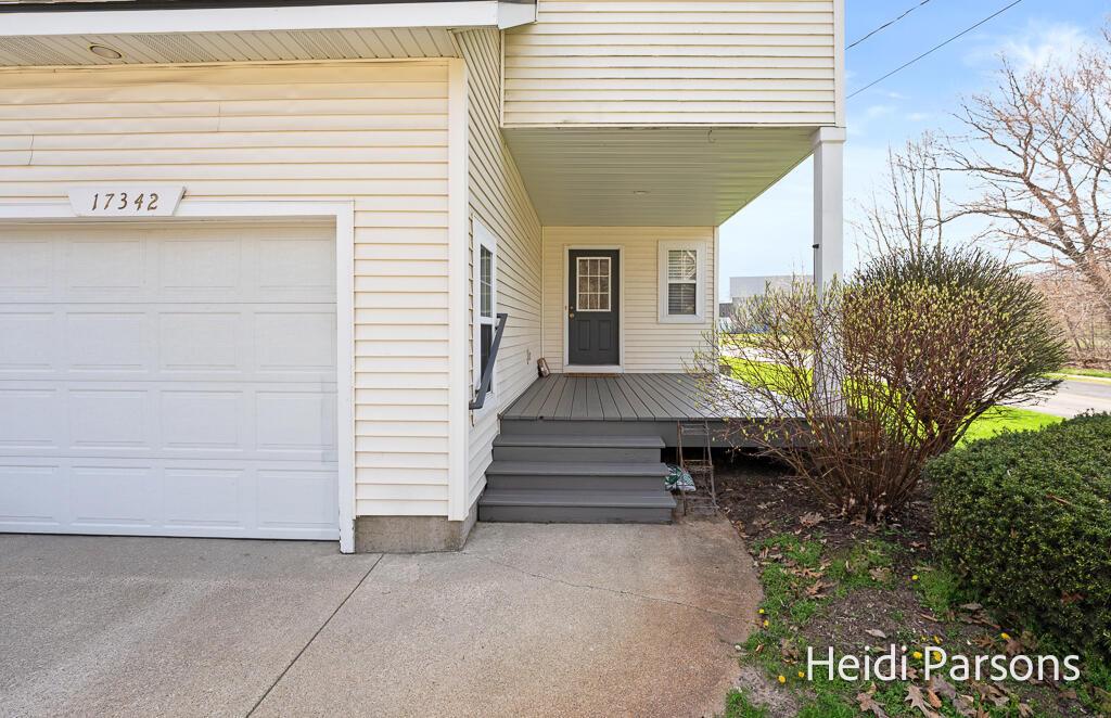 Image 2: 17342HazelSt-3LoRes