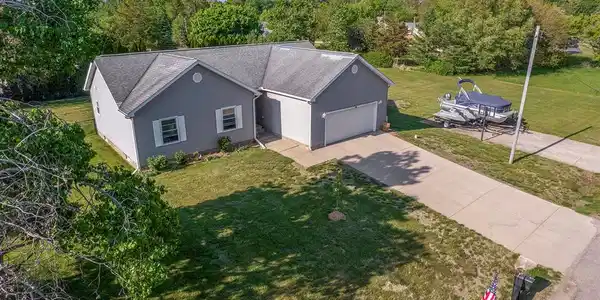 120 Diversy Drive