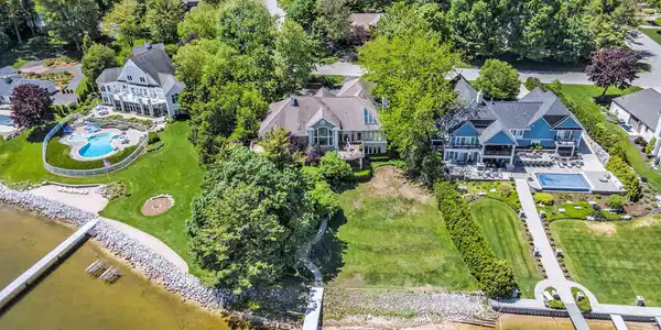 15919 Orchard Point Drive