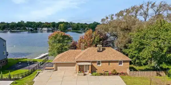 4845 ELIZABETH LAKE Road