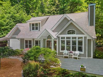 4855 Arbutus Trail