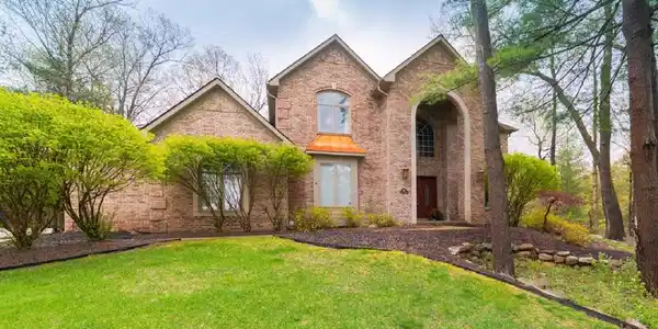 1867 DEER PATH TRL