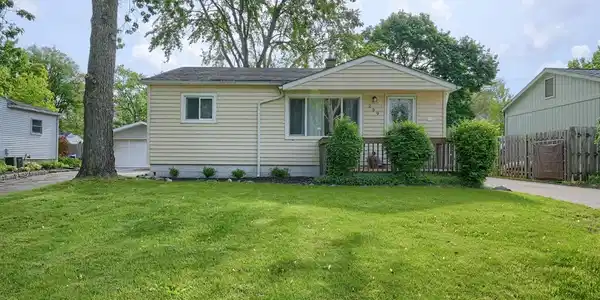 259 CLAYBURN Boulevard