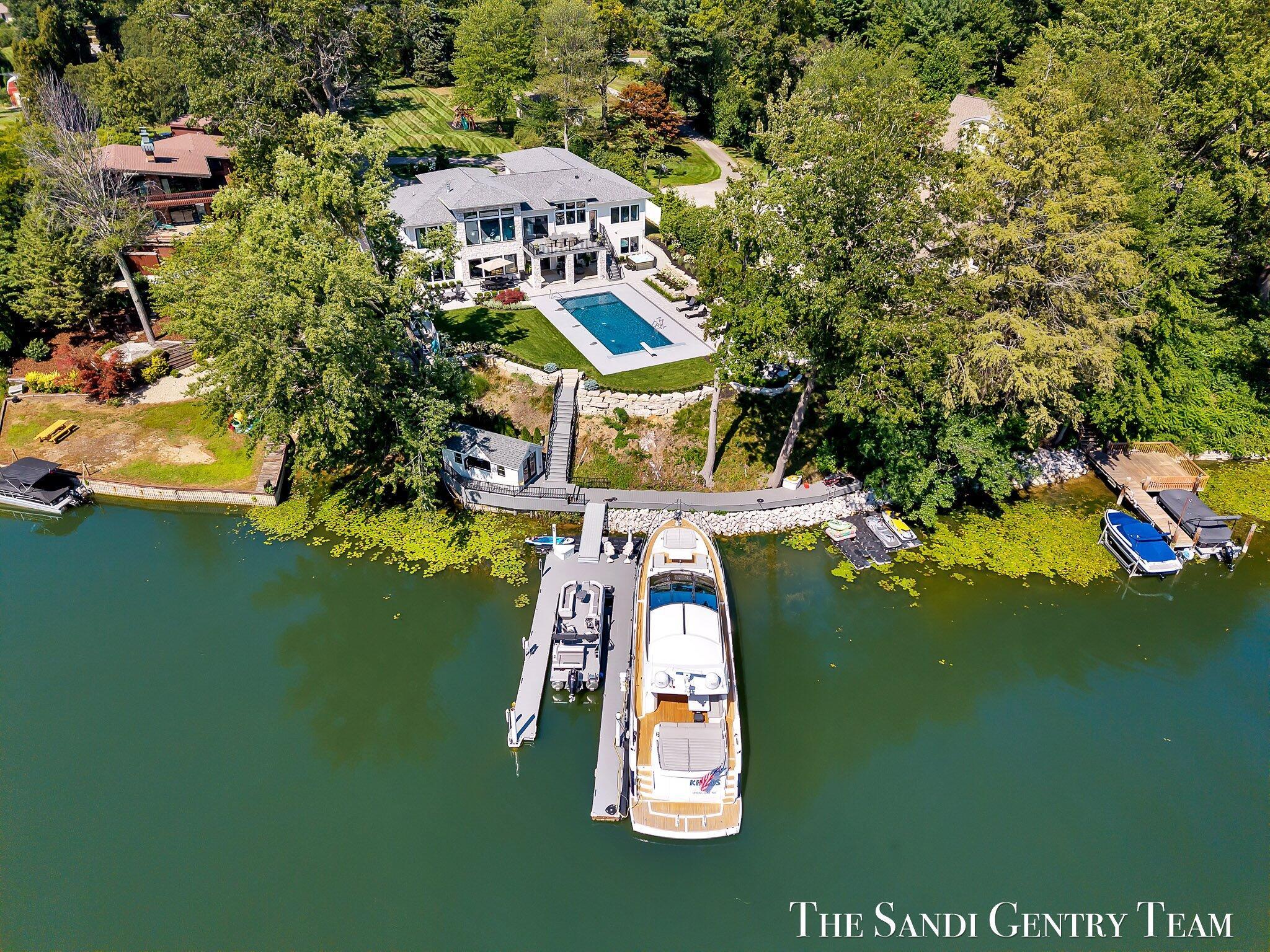 Image 4: 56-DJI_20250807160006_0860_D_KYLE