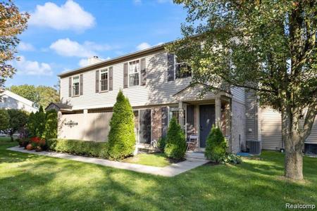 180 PINE TREE RIDGE Drive