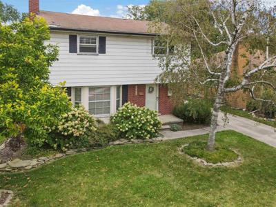 22617 Manor