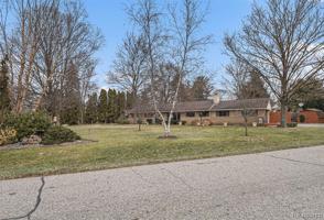 1902 DAWN RIDGE Road